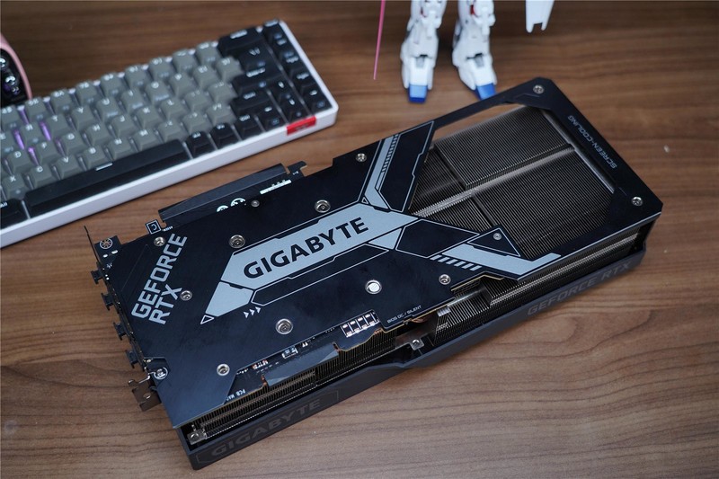 技嘉新卡皇驾到，RTX TITAN的完美替代品--技嘉RTX 3090 Ti 24G分享