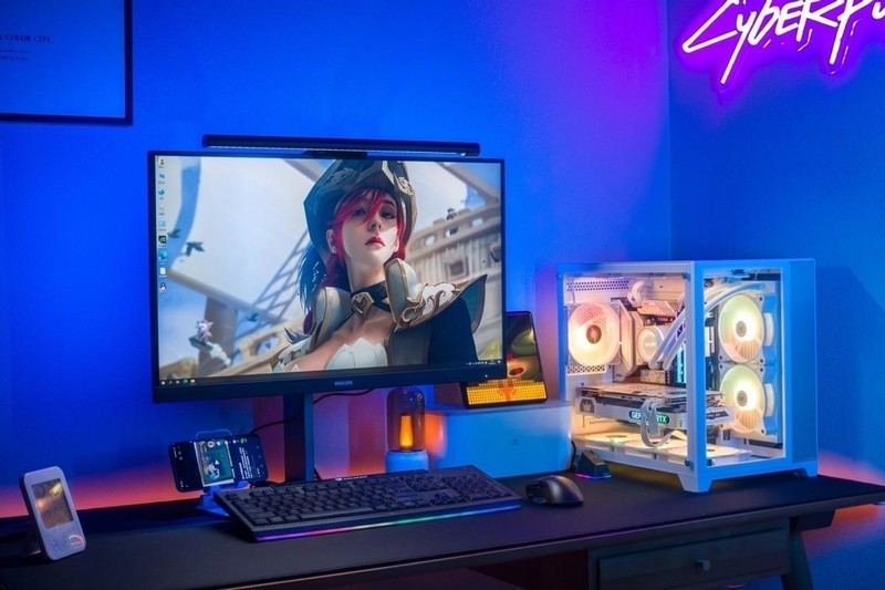 摆脱充电困难症！达尔优A955三模游戏鼠标，RGB很炫酷