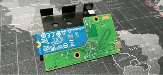 【记忆空间】 史上最详细，移动固态硬盘，西数BLACK D30拆解，测评，外观与内饰解析。