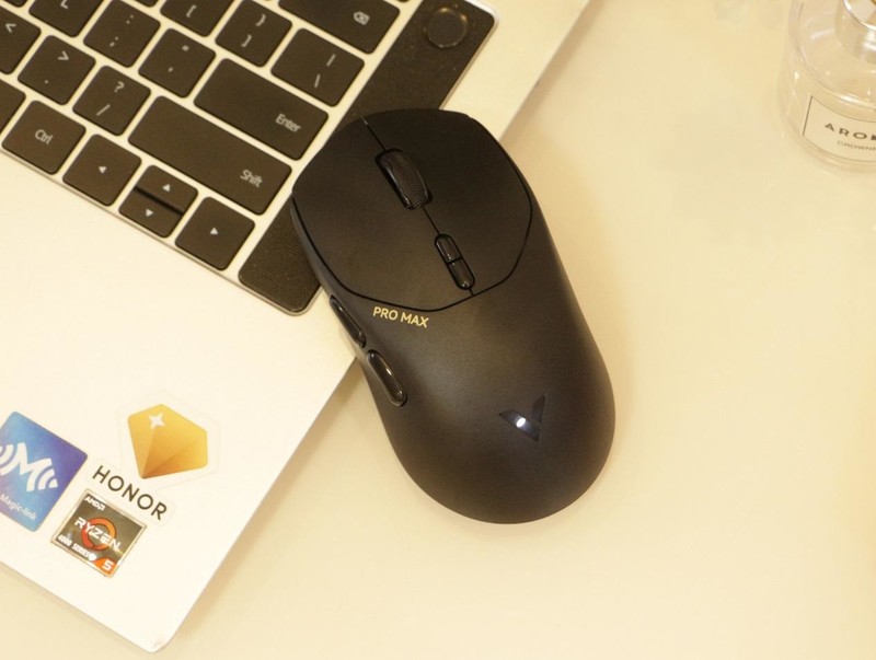 超长续航、最轻无线？这才是《黑神话：悟空》绝配？雷柏VT1PRO MAX评测