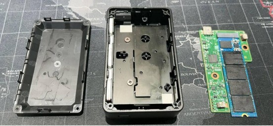 【记忆空间】 史上最详细，移动固态硬盘，西数BLACK D30拆解，测评，外观与内饰解析。