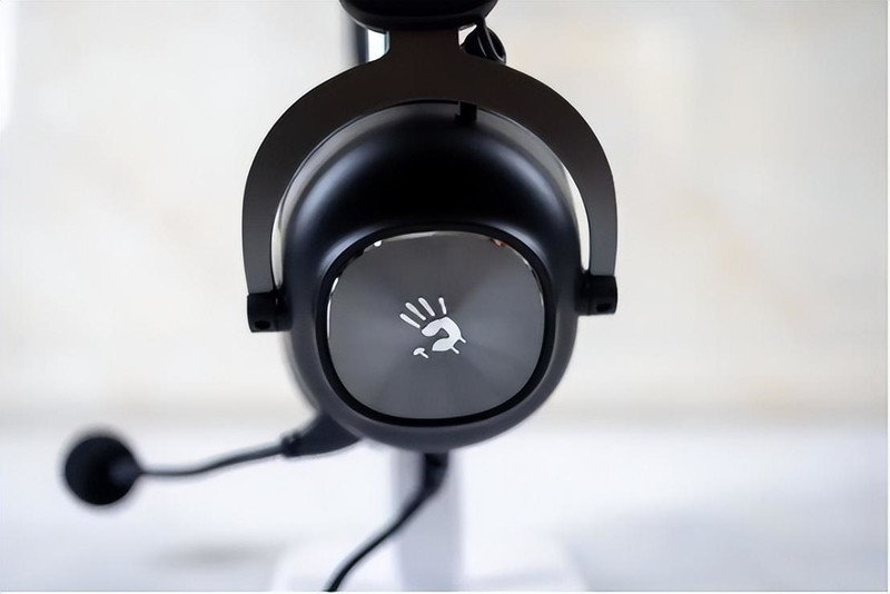 生物振膜让音质更出色，血手幽灵M760生物魔音电竞耳机体验