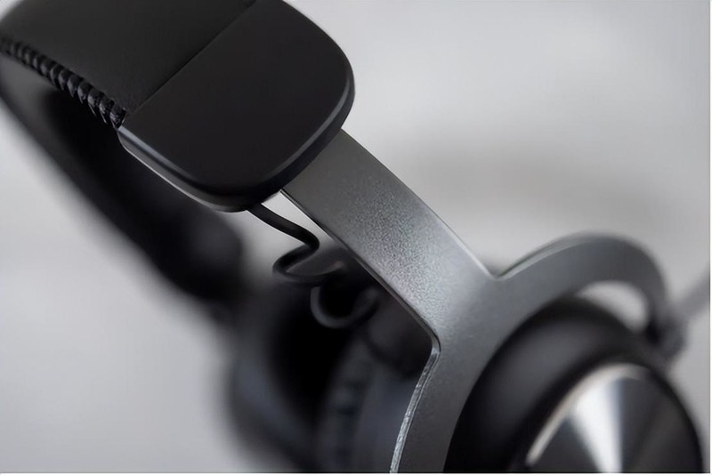 生物振膜让音质更出色，血手幽灵M760生物魔音电竞耳机体验