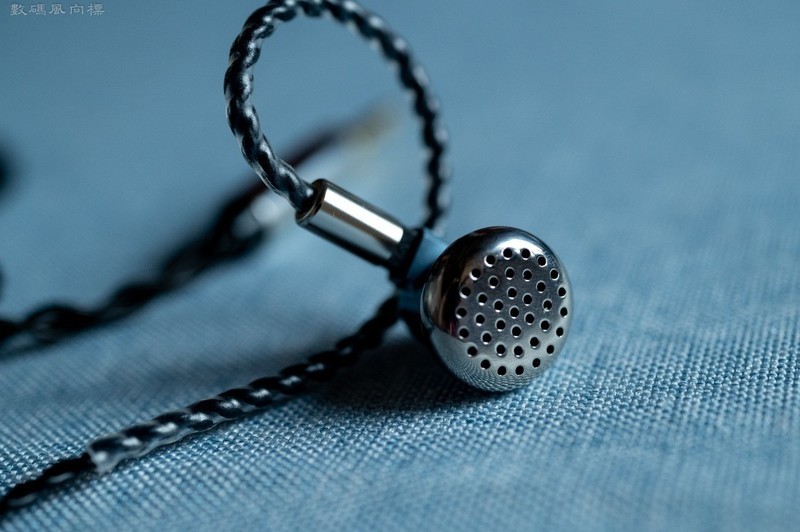 老鸟新人各取所需，质地均衡的平头耳塞，凯声db1系列试听