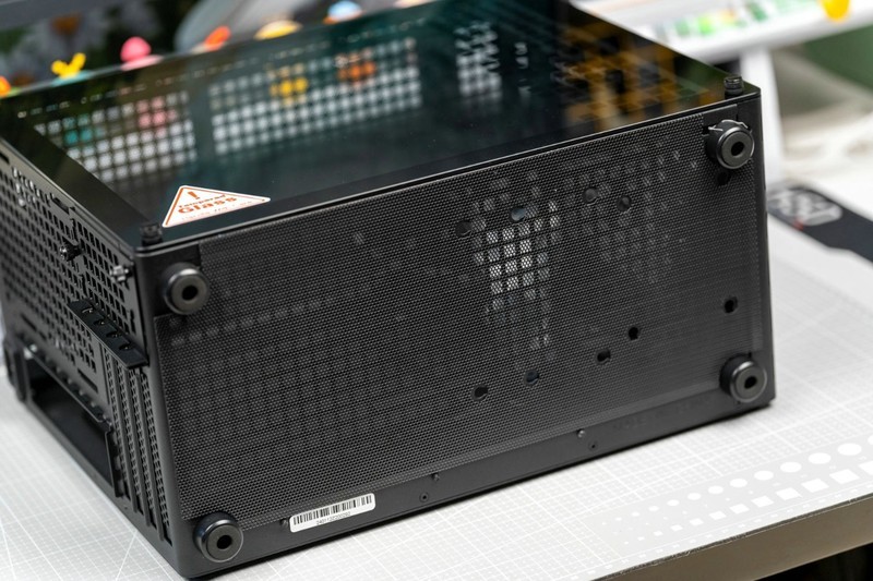 20L小尺寸 M-ATX机箱装机，乔思伯Z20打造精致桌面电脑