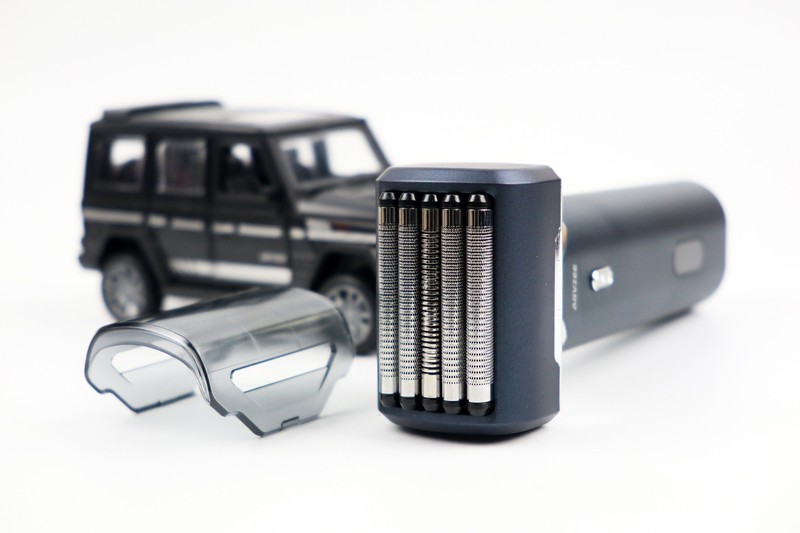 五刀头狂魔配置 尽享清爽——未野MRX往复式剃须刀体验