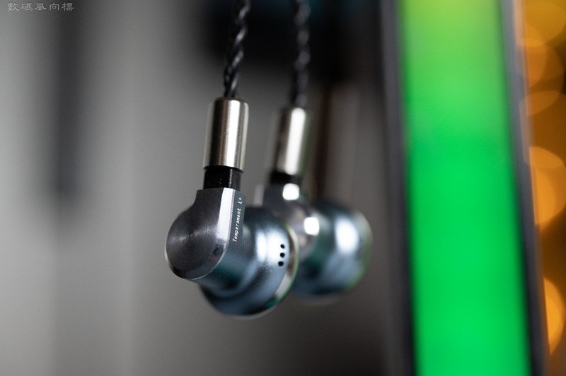 老鸟新人各取所需，质地均衡的平头耳塞，凯声db1系列试听