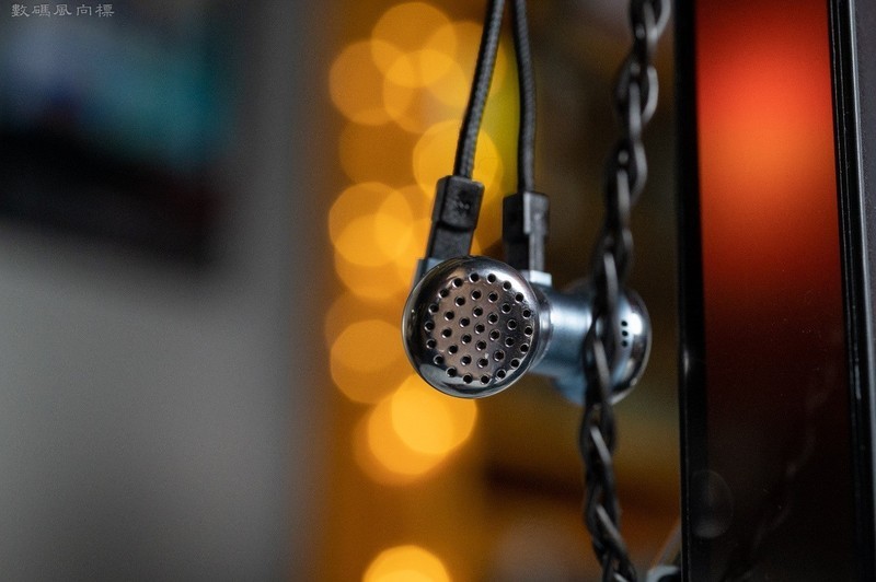 老鸟新人各取所需，质地均衡的平头耳塞，凯声db1系列试听