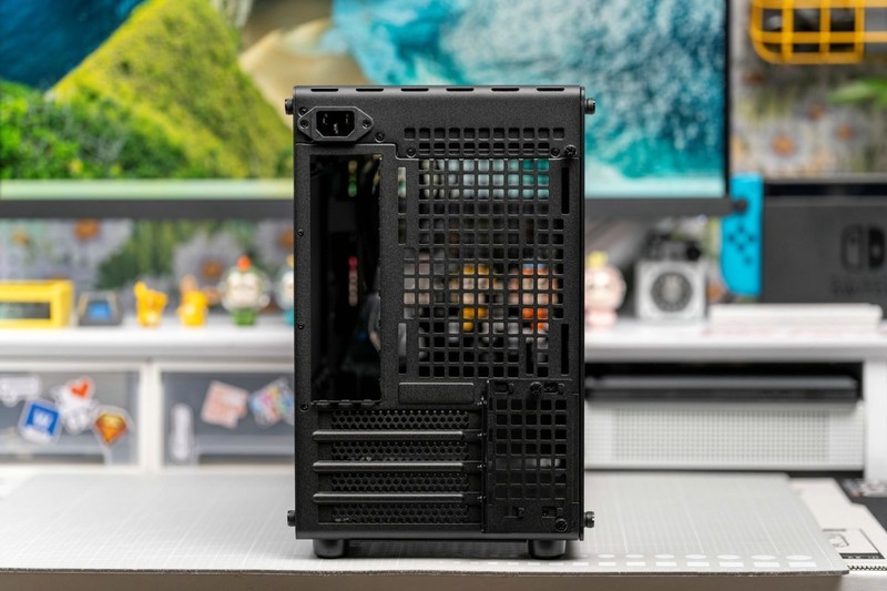 20L小尺寸 M-ATX机箱装机，乔思伯Z20打造精致桌面电脑