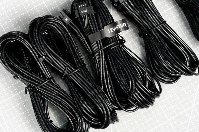 20L小尺寸 M-ATX机箱装机，乔思伯Z20打造精致桌面电脑