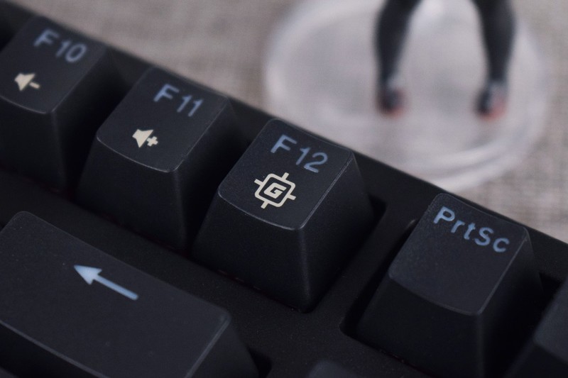 侧重细节和体验，极度未知HyperX火星2机械键盘开箱试玩