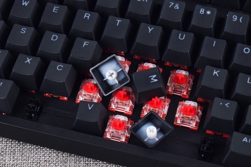 侧重细节和体验，极度未知HyperX火星2机械键盘开箱试玩