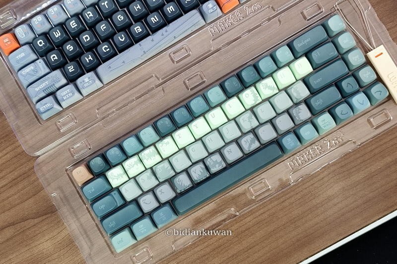 热升华PBT颜值担当，Lofree洛斐小翘山东舰+龙舌兰主题键帽换装秀