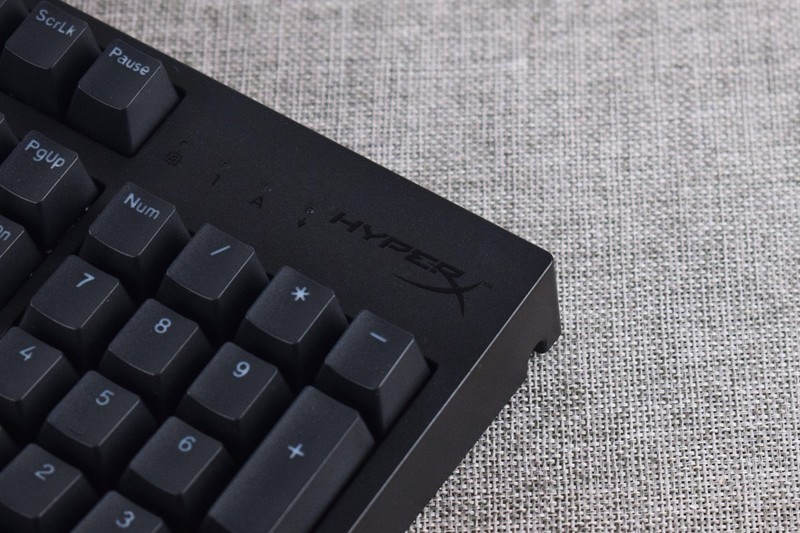 侧重细节和体验，极度未知HyperX火星2机械键盘开箱试玩
