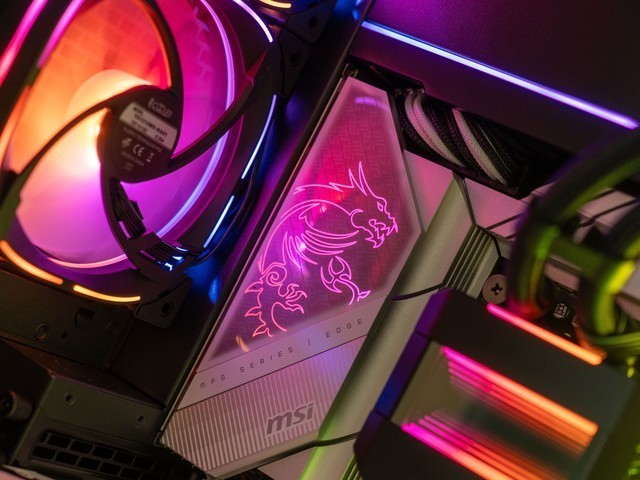 新王登基热度几何英特尔酷睿i914900k测评