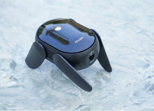 4层别墅+院子真能覆盖？锐捷蜂鸟H30子母路由器装机实测