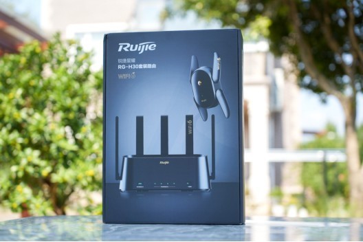 4层别墅+院子真能覆盖？锐捷蜂鸟H30子母路由器装机实测
