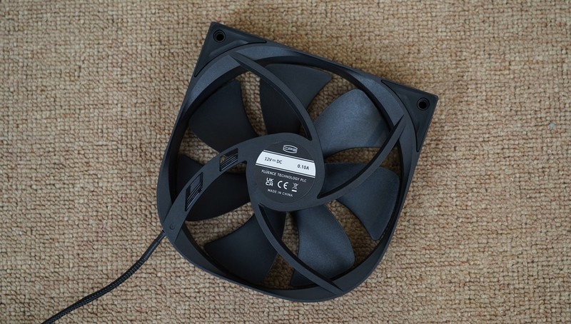 顶级风冷王的威力，超频三 RZ820散热器体验分享