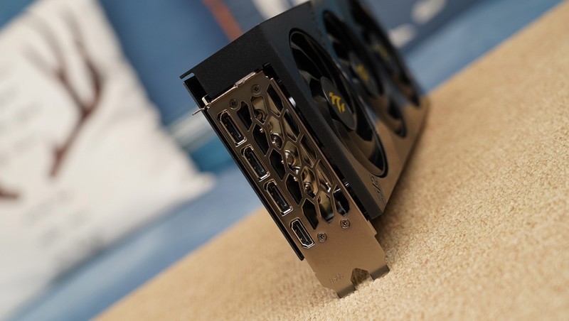 实力均衡的次旗舰显卡，影驰RTX 5080魔刃首发评测&装机分享