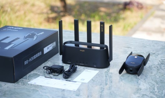 4层别墅+院子真能覆盖？锐捷蜂鸟H30子母路由器装机实测