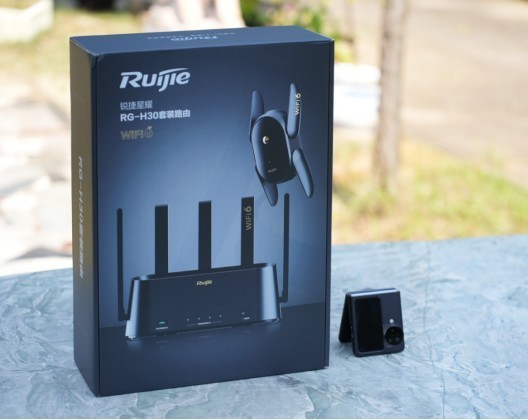 4层别墅+院子真能覆盖？锐捷蜂鸟H30子母路由器装机实测