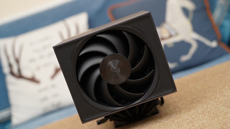 顶级风冷王的威力，超频三 RZ820散热器体验分享