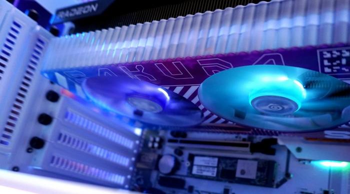 终于忍不住想把玩一下，盈通RX 7900XTX樱瞳水着显卡开箱评测