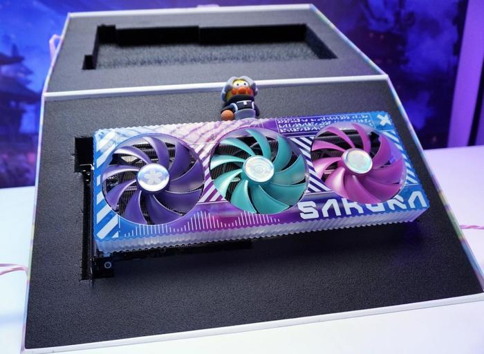 终于忍不住想把玩一下，盈通RX 7900XTX樱瞳水着显卡开箱评测