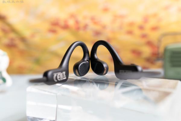 更轻更好用的蓝牙耳机，日常佩戴更舒适，QCY Crossky Link体验