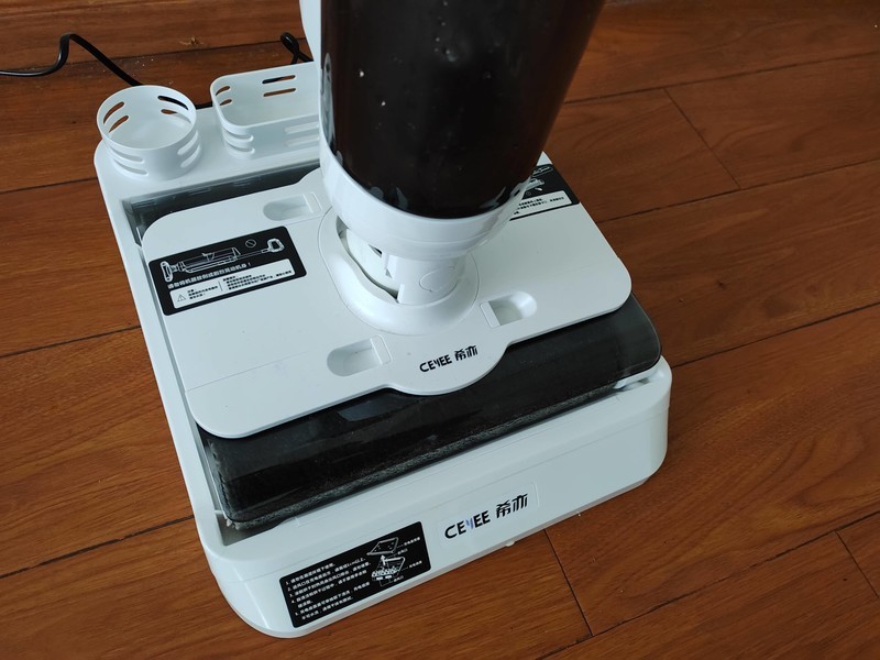 洗地机哪款最好用？高配置洗地机推荐