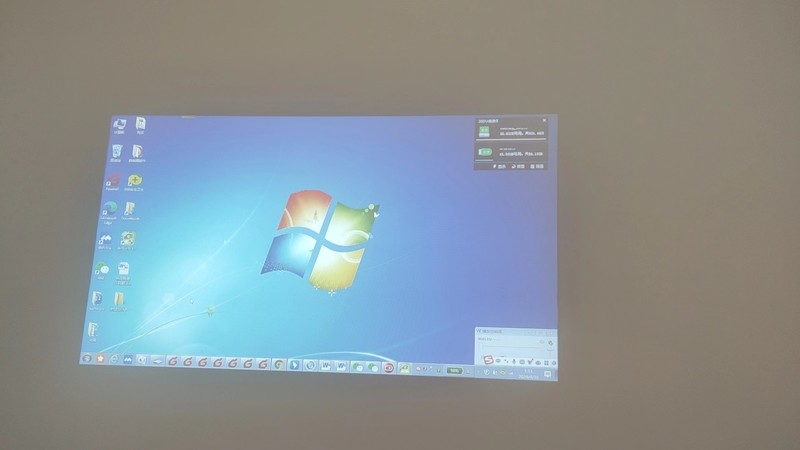 明基新款投影机E545试用