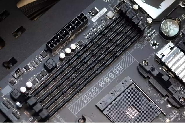 游戏、视频、作图兼顾，AMD锐龙5 5600G+技嘉B550M雪雕体验