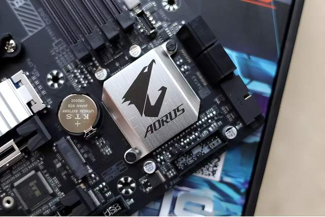 游戏、视频、作图兼顾，AMD锐龙5 5600G+技嘉B550M雪雕体验