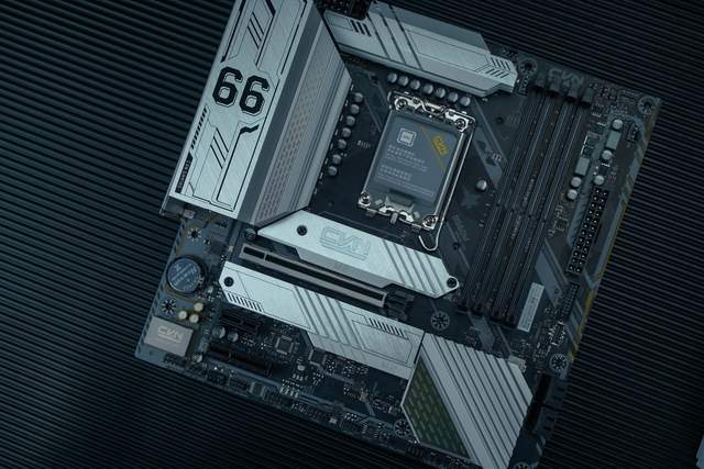 用得流畅，性价比高。体验七彩虹B660M gaming pro V20