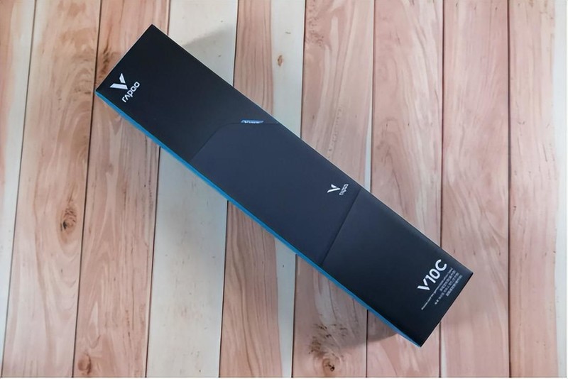 雷柏V1P无线充电模块和V10C鼠标垫加持，雷柏VT9无线游戏鼠标体验