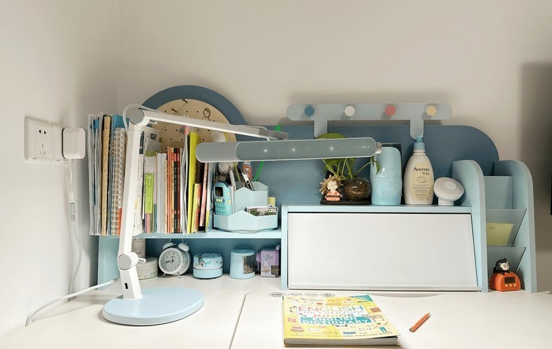 日光灯和led灯哪个对眼睛好一点？精选对眼睛好的护眼台灯