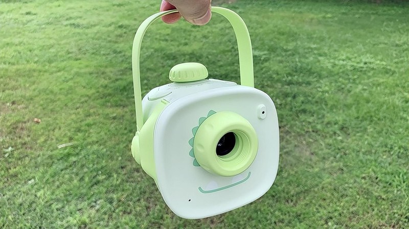 边听、边看、边学，这台趣学伴绘本投影故事机辅助鸡娃有一套