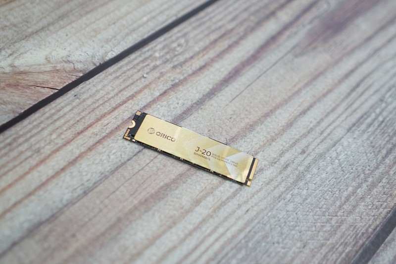 速度&稳定性兼备，ORICO J-20固态硬盘+M2HS6散热器套装