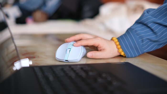 雷柏V300Pro评测：内卷高定3395真实体验