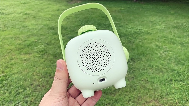 边听、边看、边学，这台趣学伴绘本投影故事机辅助鸡娃有一套