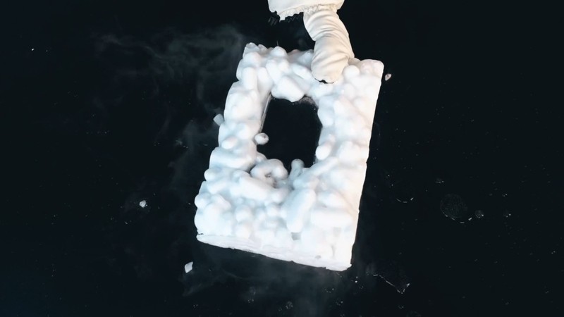 谁说三防手机只能赚钱养家，AGM X6不仅貌美如花，还瘦成一道闪电