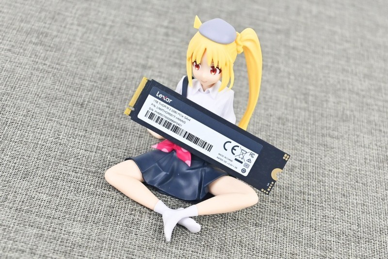 雷克沙THOR 1TB PCIE4.0固态硬盘试玩：适合笔记本宝宝的低温体质