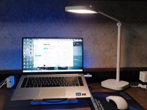 2025护眼台灯哪个牌子最好？速览学生护眼灯十大排名