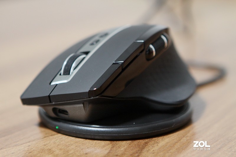 拯救我的右手 雷柏MT750PRO多模式无线充电激光鼠标