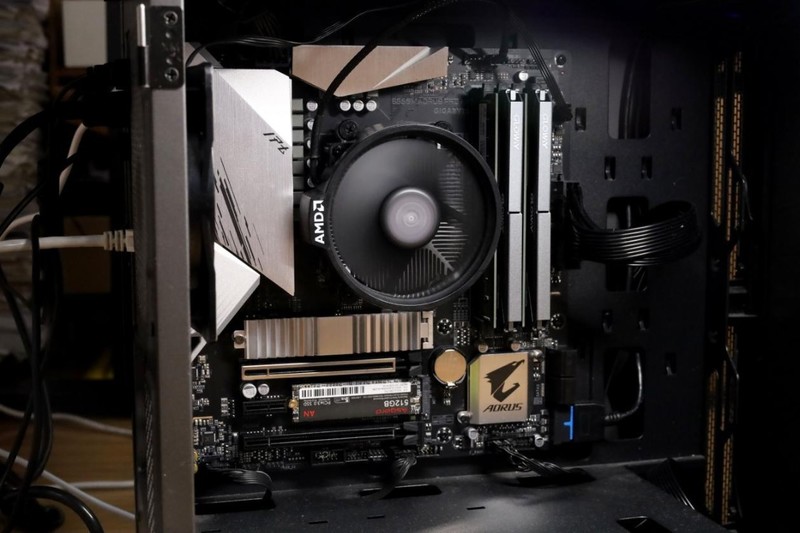 性价比高，游戏日常畅玩，技嘉B550M雪雕主板+锐龙5600G体验