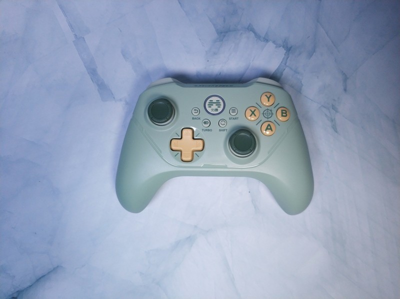 无线自由畅玩游戏，北通阿修罗2Pro机械手柄体验