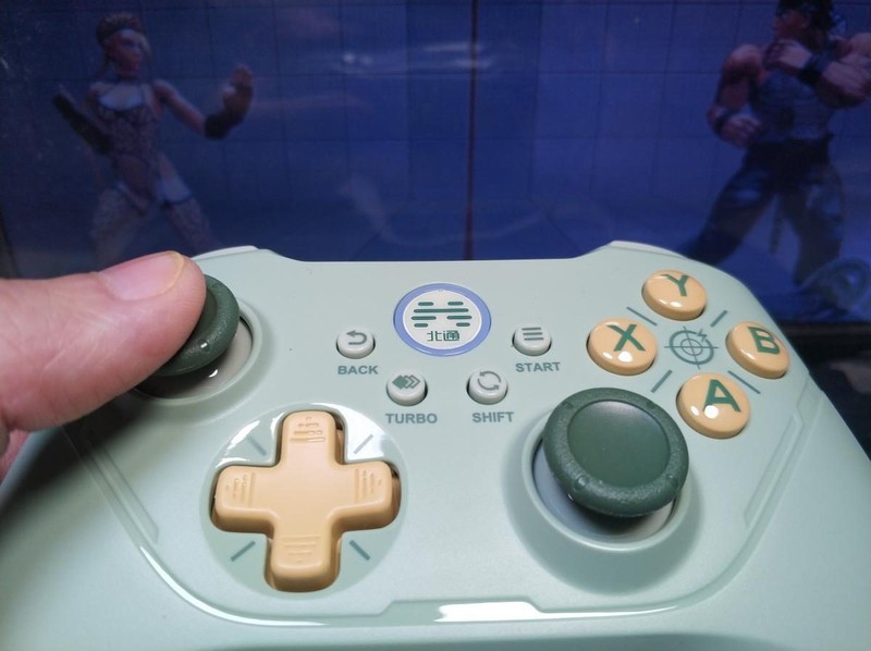 无线自由畅玩游戏，北通阿修罗2Pro机械手柄体验