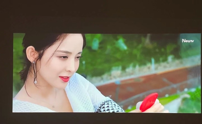 大眼橙变焦投影仪X11如何，白天能使用吗，有使用过的分享下么？