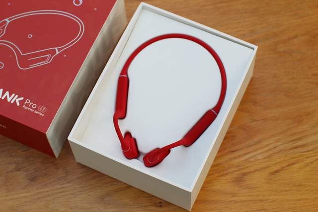 把MP3播放器戴在耳边是什么体验？说说南.卡.Runner Pro 4S骨传导耳机