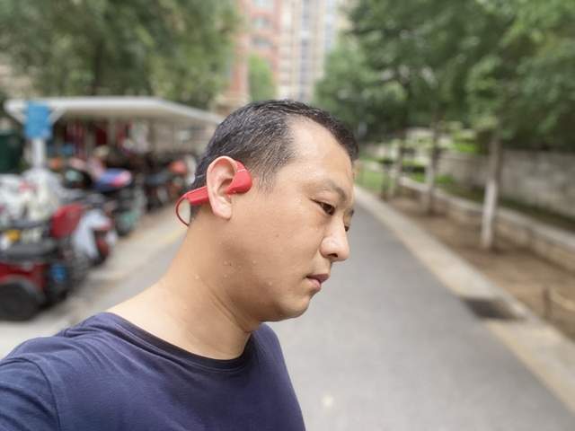 把MP3播放器戴在耳边是什么体验？说说南.卡.Runner Pro 4S骨传导耳机